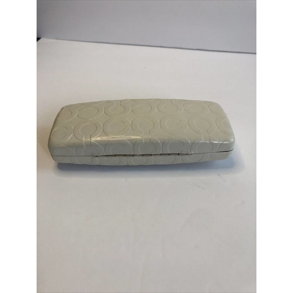 COACH SUNGLASS HARD CASE CLAMSHELL OFF WHITE with EMBOSSED C LOGO - Picture 4 of 4